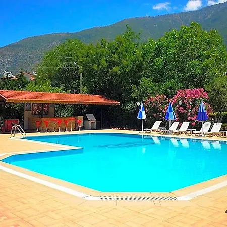 The Valley Otel 3*
